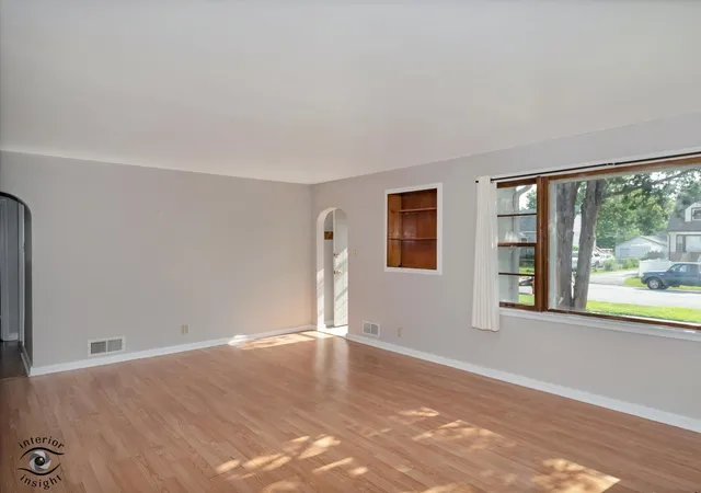 Photo 4 of Single family home for sale at 14624 S Albany Ave, Posen, IL 60469 | MLS# 12721202 | Listing updated on 2026-09-09