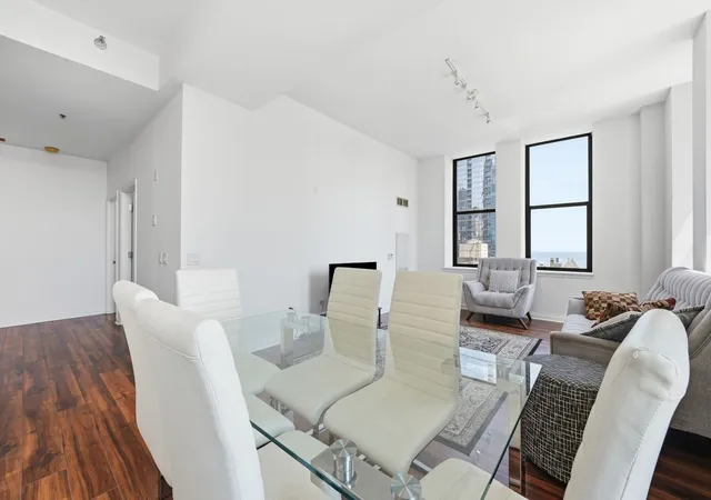 Photo 4 of Condo for sale at 8 W Monroe St #1904, Chicago, IL 60603 | MLS# 12724386 | Listing updated on 2026-09-09