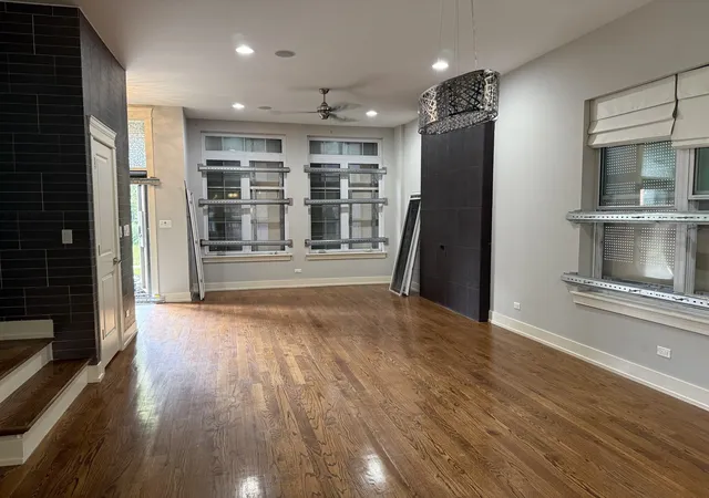 Photo 3 of Single family home for sale at 544 E 46th Place, Chicago, IL 60653 | MLS# 12725475 | Listing updated on 2026-10-27
