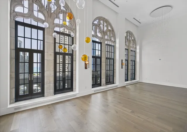 Photo 3 of Condo for sale at 435 N Michigan Ave #2004, Chicago, IL 60611 | MLS# 12725595 | Listing updated on 2026-09-24