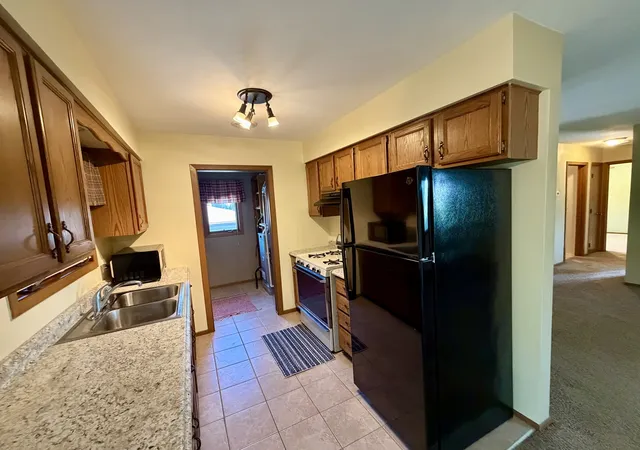 Listing Photo 4 - Condo for sale in building located at 8504 Ridgewood Rd, Rock Island, IL 61201 - Unit #602