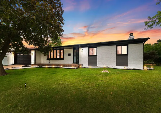 Photo 1 of Single family home for sale at 9837 N Glendale Ln, Niles, IL 60714 | MLS# 12727730 | Listing updated on 2026-09-17