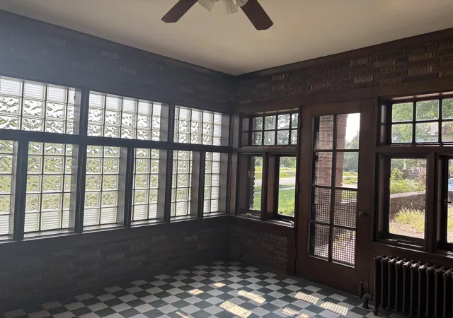 Photo 3 of Single family home for sale at 109 W Macon St, Clinton, IL 61727 | MLS# 12728102 | Listing updated on 2026-10-07