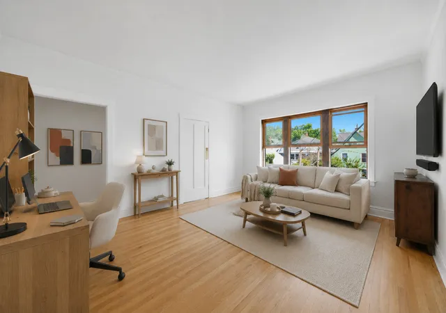 Photo 2 of Condo for sale at 5551 S Kimbark Ave #14, Chicago, IL 60637 | MLS# 12728773 | Listing updated on 2026-09-26