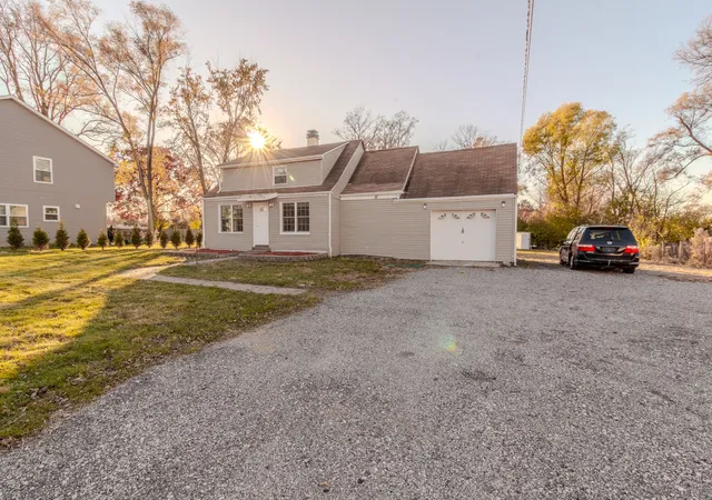 Photo 1 of Single family home for sale at 1146 S Addison Ave, Lombard, IL 60148 | MLS# 12729398 | Listing updated on 2026-09-08