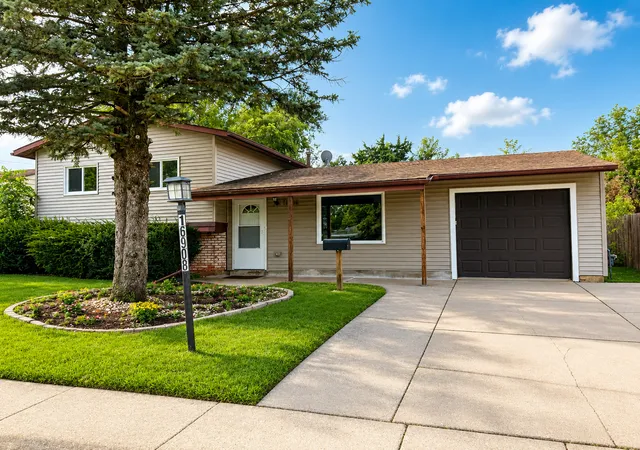 Photo 2 of Sale Pending at 16908 Laramie Ave, Oak Forest, IL 60452 | MLS# 12731330 | Listing updated on 2026-09-24