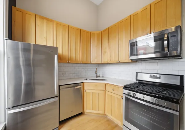 Photo 3 of Condo for sale at 1333 W Huron St #3A, Chicago, IL 60642 | MLS# 12732193 | Listing updated on 2026-09-17
