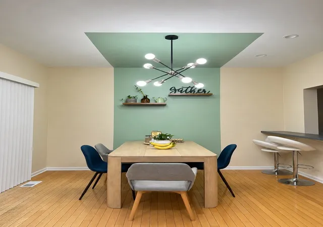 Photo 4 of Townhouse for sale at 11s505 Rachael Ct, Willowbrook, IL 60527 | MLS# 12732953 | Listing updated on 2026-09-08