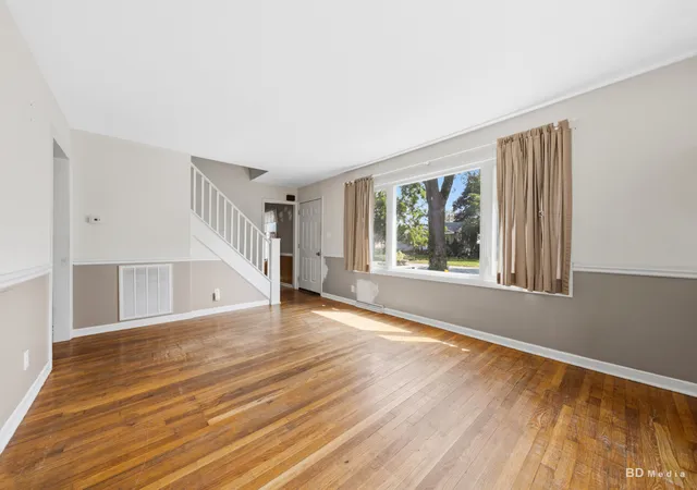 Photo 3 of Single family home for sale at 14506 Sawyer Ave, Midlothian, IL 60445 | MLS# 12733111 | Listing updated on 2026-09-26