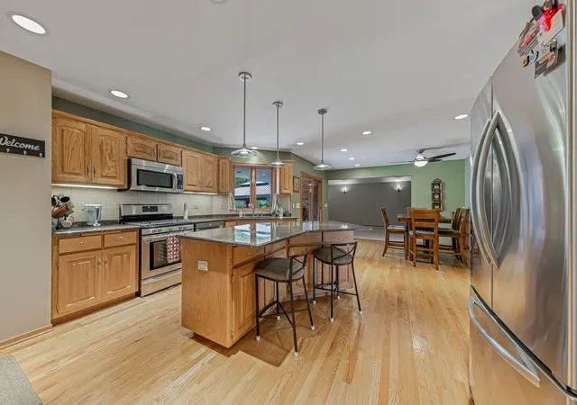 Photo 3 of Single family home for sale at 12054 Blackthorne Ridge Dr, Mokena, IL 60448 | MLS# 12733612 | Listing updated on 2026-09-17