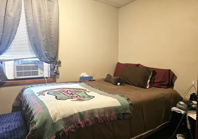 Photo 3 of House for sale at 14-12 156th Street, Calumet City, IL 60409 | MLS# 12733907 | Listing updated on 2026-09-16