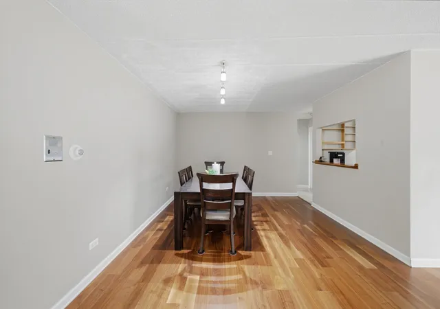 Listing Photo 5 - Condo for sale in building located at 6490 N Nw Hwy, Chicago, IL 60631 - Unit #1C