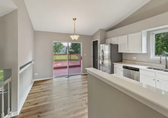 Photo 4 of Single family home for sale at 5320 Orchard Trl, Monee, IL 60449 | MLS# 12736590 | Listing updated on 2026-09-17
