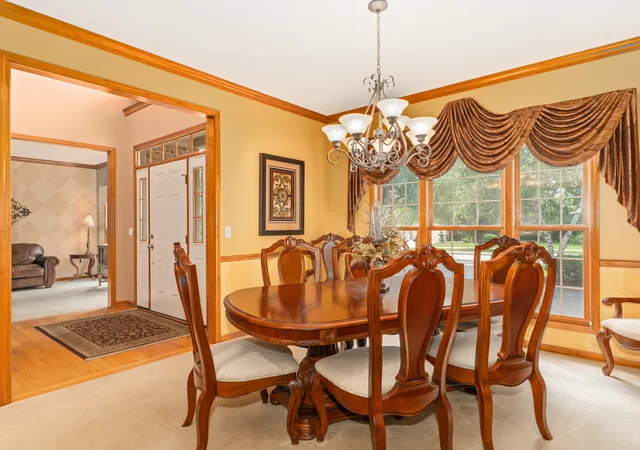 Photo 3 of Single family home for sale at 707 Evergreen Ln, Sugar Grove, IL 60554 | MLS# 12738123 | Listing updated on 2026-10-04