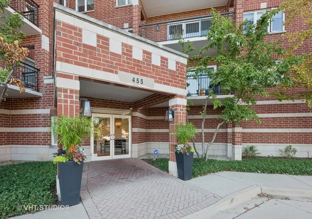 Listing Photo 1 - Condo for sale in building located at 455 W Front St, Wheaton, IL 60187 - Unit #501