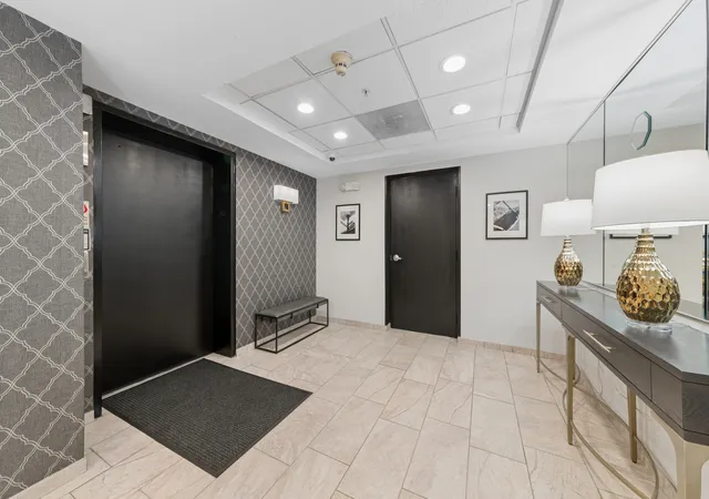 Listing Photo 4 - Condo for sale in building located at 455 W Front St, Wheaton, IL 60187 - Unit #501