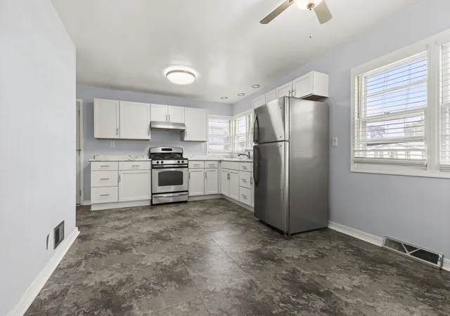 Photo 4 of Single family home for sale at 307 Superior Ave, Machesney Park, IL 61115 | MLS# 12739484 | Listing updated on 2026-09-22