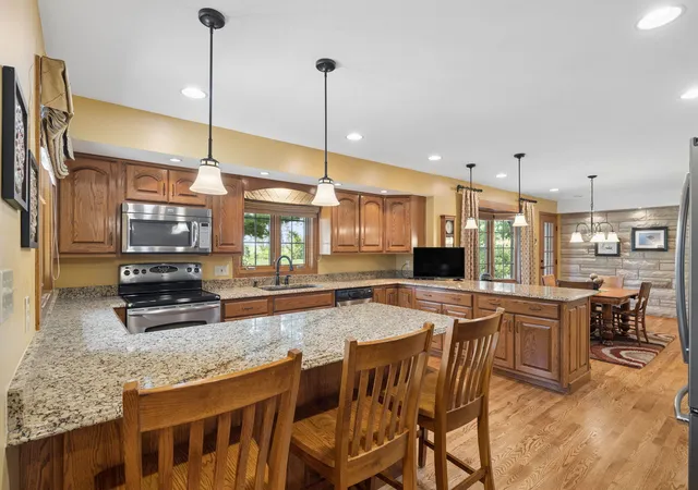 Photo 3 of Single family home for sale at 18511 Il Hwy 89, Arlington, IL 61312 | MLS# 12746683 | Listing updated on 2026-10-07