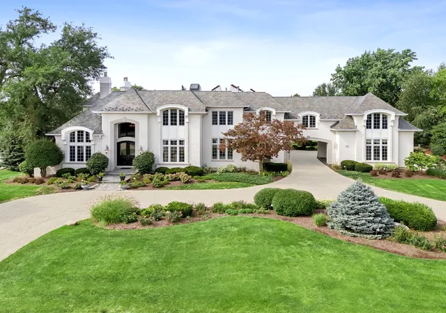 Photo 1 of Mansion for sale at 1904 Midwest Clb Pkwy, Oak Brook, IL 60523 | MLS# 12746787 | Listing updated on 2026-10-02