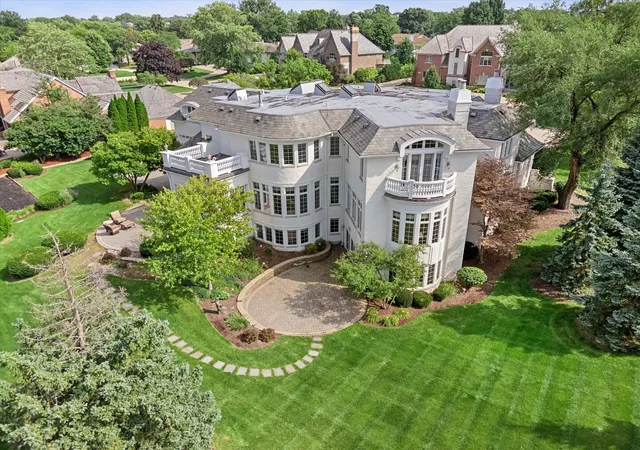 Photo 2 of Mansion for sale at 1904 Midwest Clb Pkwy, Oak Brook, IL 60523 | MLS# 12746787 | Listing updated on 2026-10-02