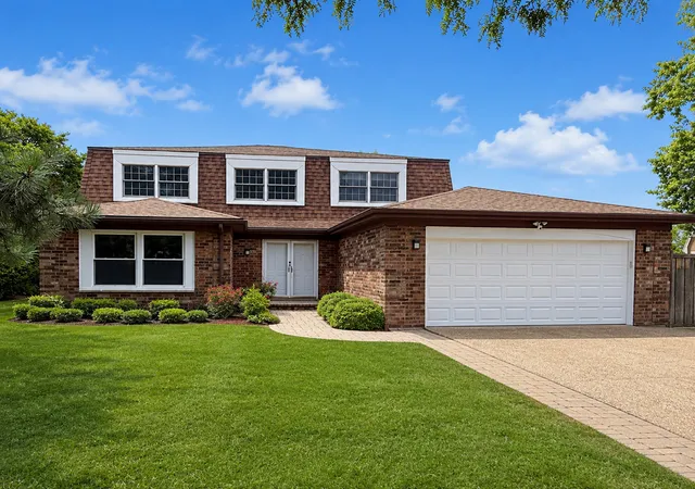 Photo 1 of Single family home for sale at 11 Birchwood Ave, Deerfield, IL 60015 | MLS# 12746889 | Listing updated on 2026-09-17