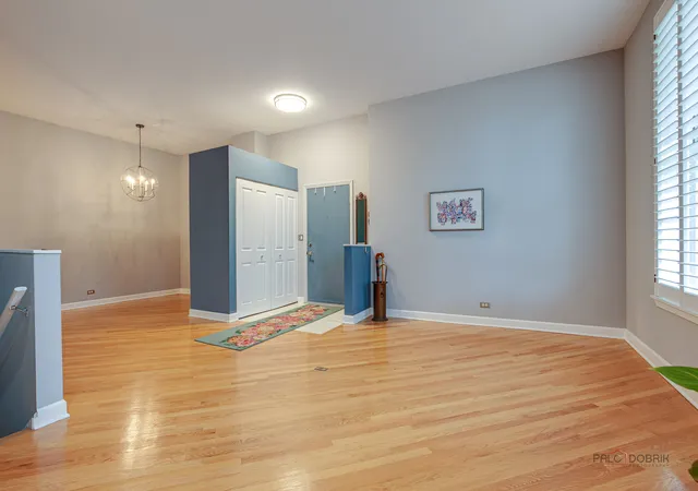 Listing Photo 4 - Condo for sale in building located at 190 Leonard Wood S, Highland Park, IL 60035 - Unit #106