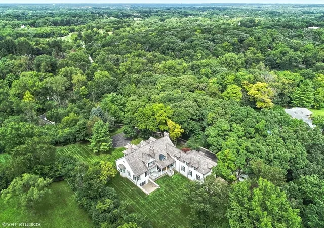 Photo 3 of Sale Pending at 383 County Line Rd, Barrington Hills, IL 60010 | MLS# 12747488 | Listing updated on 2026-10-03