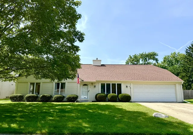 Photo 1 of Single family home for sale at 319 Boulder Hl Pass, Oswego, IL 60543 | MLS# 12747765 | Listing updated on 2026-10-04