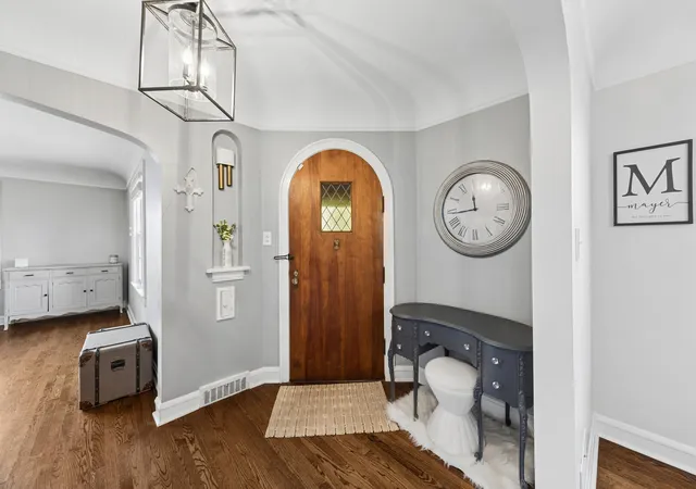 Photo 2 of Single family home for sale at 10303 S California Ave, Chicago, IL 60655 | MLS# 12747926 | Listing updated on 2026-09-10