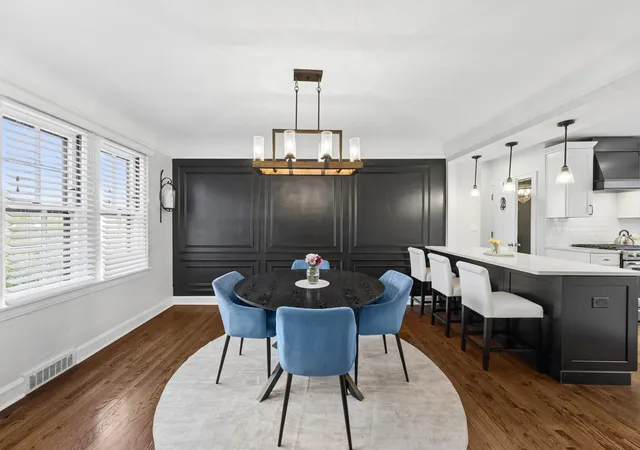 Photo 4 of Single family home for sale at 10303 S California Ave, Chicago, IL 60655 | MLS# 12747926 | Listing updated on 2026-09-10
