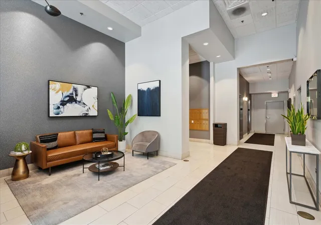 Photo 3 of Condo for sale at 400 W Ontario St #1404, Chicago, IL 60654 | MLS# 12748090 | Listing updated on 2026-09-17