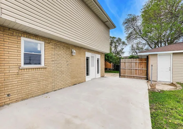 Photo 43 of Single family home for sale at 10128 Parke Ave, Oak Lawn, IL 60453 | MLS# 12748898 | Listing updated on 2026-09-09