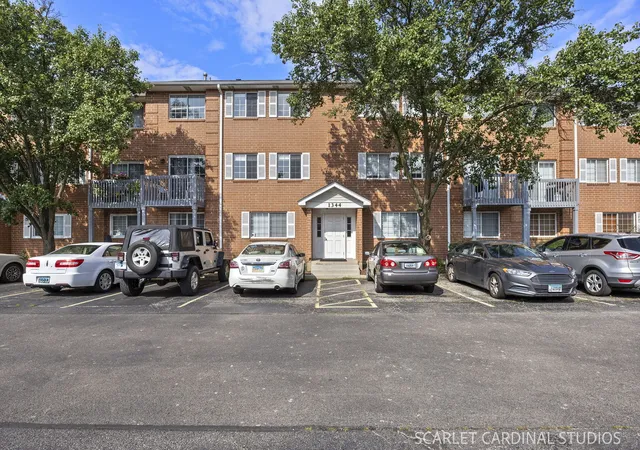 Photo 1 of Condo for sale at 1344 S Lorraine Rd #F, Wheaton, IL 60189 | MLS# 12749727 | Listing updated on 2026-09-23
