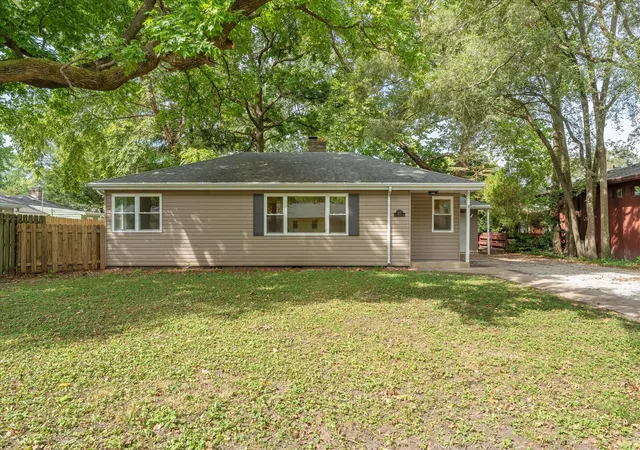 Photo 1 of Single family home for sale at 1307 S Western Ave, Champaign, IL 61821 | MLS# 12750616 | Listing updated on 2026-09-17