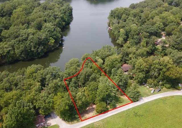 Photo 4 of Land for sale at 000 Wright Rd, Carbondale, IL 62902 | MLS# 12751045 | Listing updated on 2026-09-09