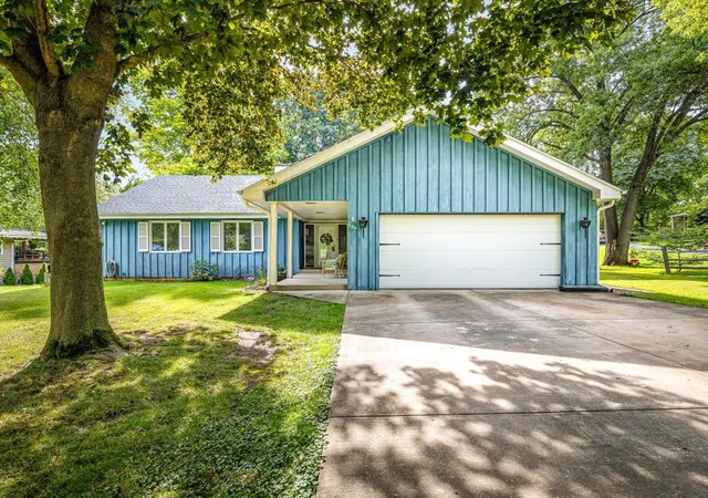 Photo 2 of Sale Pending at 650 Coolidge Pl, Rockford, IL 61107 | MLS# 12751431 | Listing updated on 2026-09-10