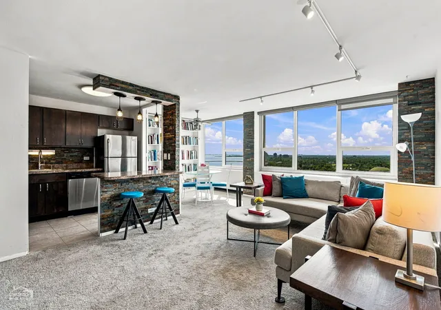 Listing Photo 2 - Condo for sale in building located at 1700 E 56Th St, Chicago, IL 60637 - Unit #2209