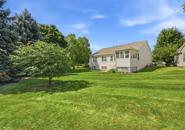Photo 3 of Single family home for sale at 210 Stillwater Ct, Oswego, IL 60543 | MLS# 12752204 | Listing updated on 2026-09-14