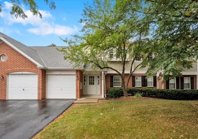 Condo for sale at 2434 Charleston Dr #2, Schaumburg, IL 60193 | MLS# 12752570