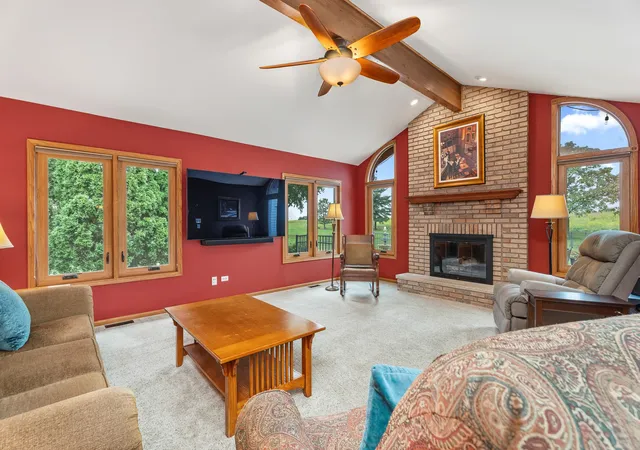 Photo 4 of Single family home for sale at 16052 Windmill Dr, Homer Glen, IL 60491 | MLS# 12753067 | Listing updated on 2026-10-15