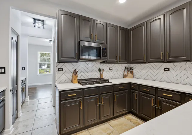 Photo 4 of Single family home for sale at 2597 Barnhart St, West Chicago, IL 60185 | MLS# 12753263 | Listing updated on 2026-09-21