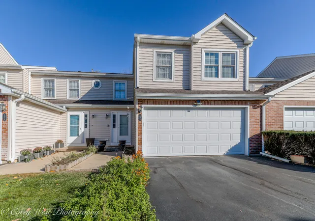 Photo 1 of Townhouse for sale at 1015 Ashley Dr Nw, De Kalb, IL 60115 | MLS# 12753597 | Listing updated on 2026-09-14