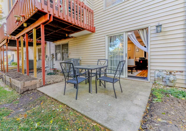 Photo 2 of Townhouse for sale at 1015 Ashley Dr NW, De Kalb, IL 60115 | MLS# 12753597 | Listing updated on 2026-09-14
