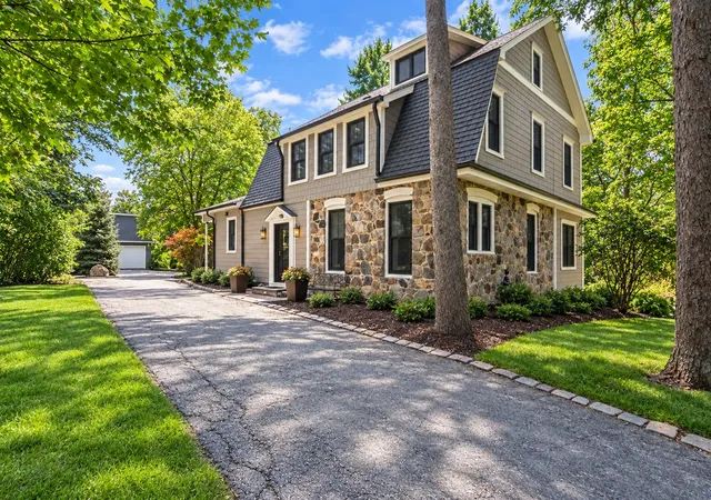 Single family home for sale at 12209 S 93rd Avenue, Palos Park, IL 60464 | MLS# 12753647
