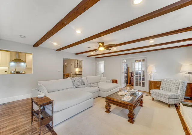 Photo 3 of Single family home for sale at 1072 Brantwood Ave, Elk Grove Village, IL 60007 | MLS# 12754587 | Listing updated on 2026-09-17