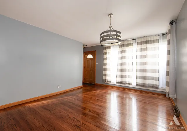 Photo 4 of Single family home for sale at 5900 107th Street, Chicago Ridge, IL 60415 | MLS# 12754719 | Listing updated on 2026-10-13