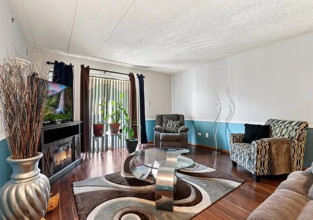 Photo 3 of Condo for sale at 10320 Central Ave #207, Oak Lawn, IL 60453 | MLS# 12755069 | Listing updated on 2026-09-15