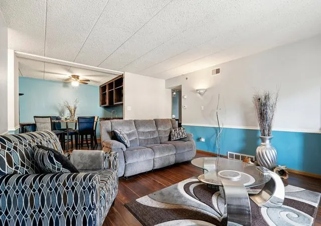 Photo 4 of Condo for sale at 10320 Central Ave #207, Oak Lawn, IL 60453 | MLS# 12755069 | Listing updated on 2026-09-15