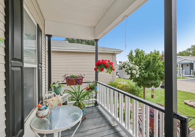 Photo 3 of Single family home for sale at 3453 Steeplechase Way, Grayslake, IL 60030 | MLS# 12756533 | Listing updated on 2026-09-24