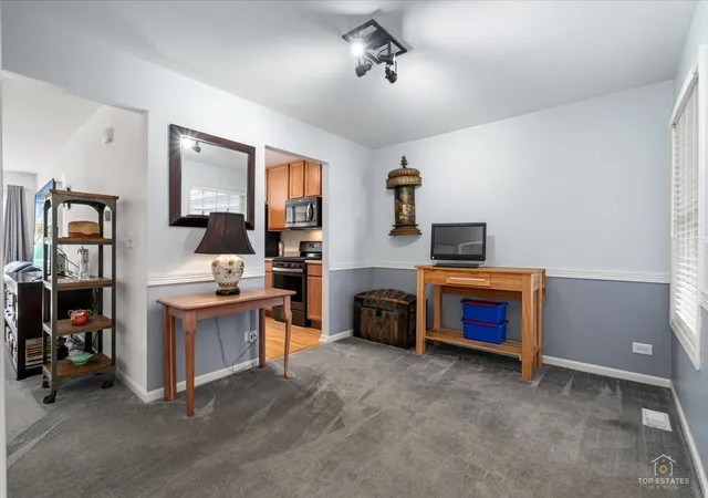 Photo 3 of Townhouse for sale at 1743 W Ethans Glen Dr, Palatine, IL 60067 | MLS# 12756538 | Listing updated on 2026-09-22